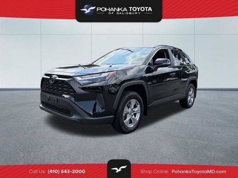 Used 2025 Toyota RAV4 XLE w/ Convenience Package AWD/4WD image 1