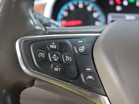 Used 2018 Chevrolet Malibu Premier w/ Premier True North Edition FWD image 16