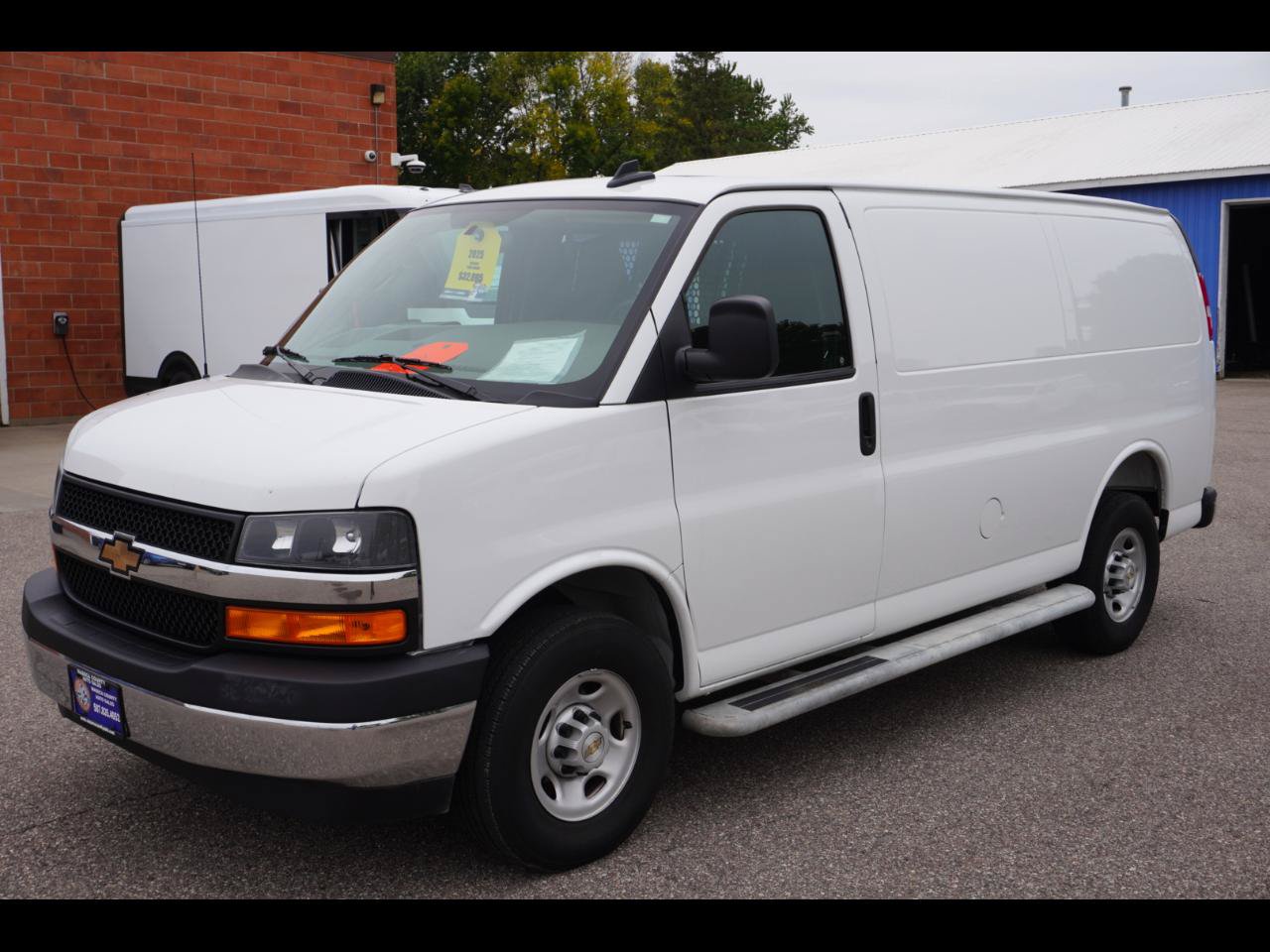 Used 2025 Chevrolet Express 2500 w/ Driver Convenience Package RWD image 1