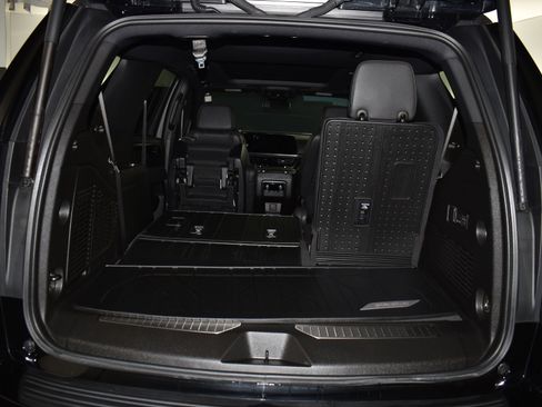 Used 2025 Chevrolet Tahoe RST w/ RST Capability Package image 18