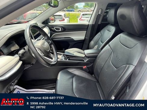 Used 2022 Jeep Compass Limited AWD/4WD image 23