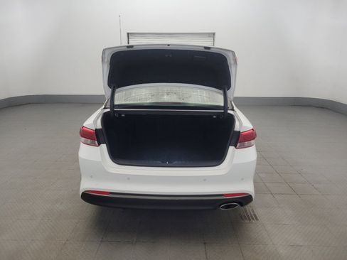 Used 2018 Kia Optima LX FWD image 29