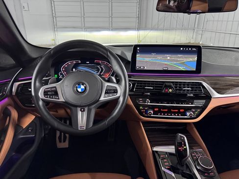 Used 2023 BMW 530i xDrive w/ M Sport Package AWD/4WD image 28