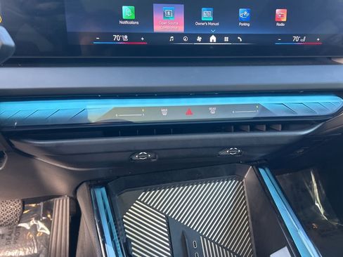 Used 2025 BMW X3 xDrive30i image 42