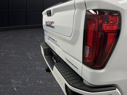 Used 2023 GMC Sierra 1500 Denali w/ Denali Reserve Package image 38