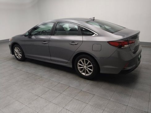 Used 2018 Hyundai Sonata SE image 3
