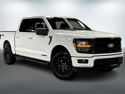 New 2025 Ford F150 XLT w/ Equipment Group 302A MID