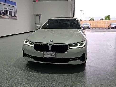 Used 2023 BMW 530i xDrive w/ Premium Package AWD/4WD image 3