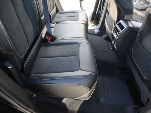 New 2026 Jeep Grand Cherokee Altitude AWD/4WD image 15