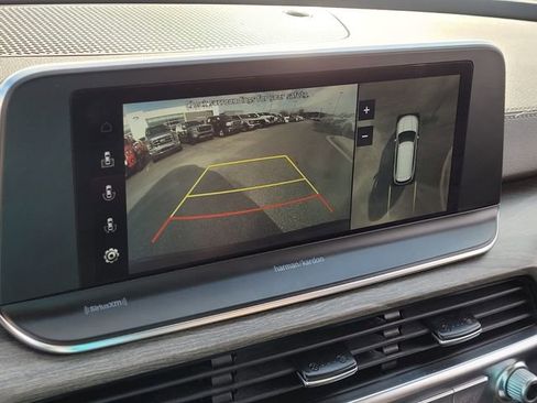 Used 2022 Kia Telluride SX w/ Towing Package image 17