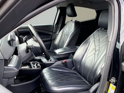 Used 2021 Ford Mustang Mach-E Select w/ Comfort/Appearance Package image 16