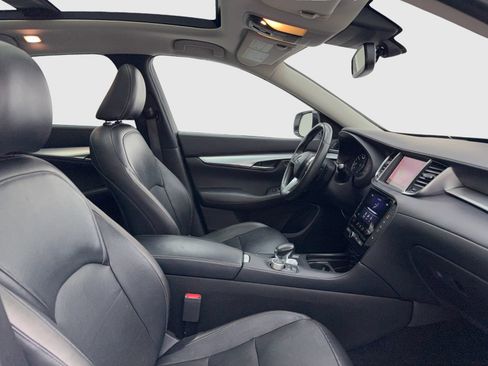 Used 2019 INFINITI QX50 Essential w/ Proactive Package AWD/4WD image 41