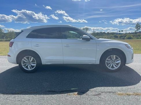 Used 2024 Audi Q5 2.0T Premium AWD/4WD image 2