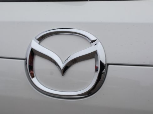 New 2025 MAZDA CX-5 AWD 2.5 S w/ Premium Plus Pkg image 18