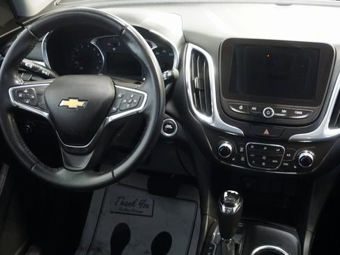 Used 2018 Chevrolet Equinox LT w/ Sun & Infotainment Package image 31