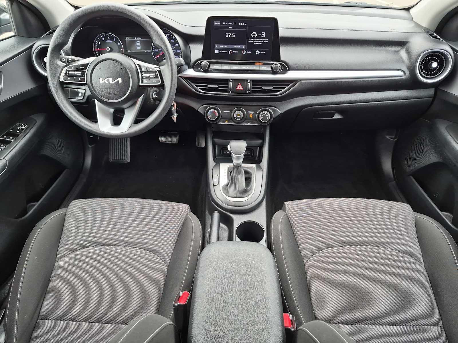 Used 2022 Kia Forte LXS FWD image 15