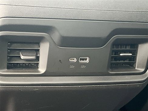 Used 2024 Chevrolet Silverado 1500 LT Trail Boss w/ Convenience Package II image 27