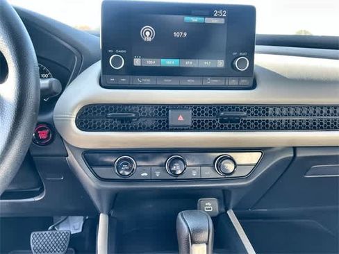 Certified 2025 Honda HR-V LX image 18