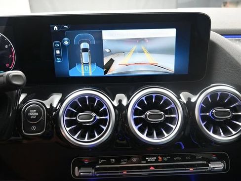 Used 2026 Mercedes-Benz GLA 250 image 11