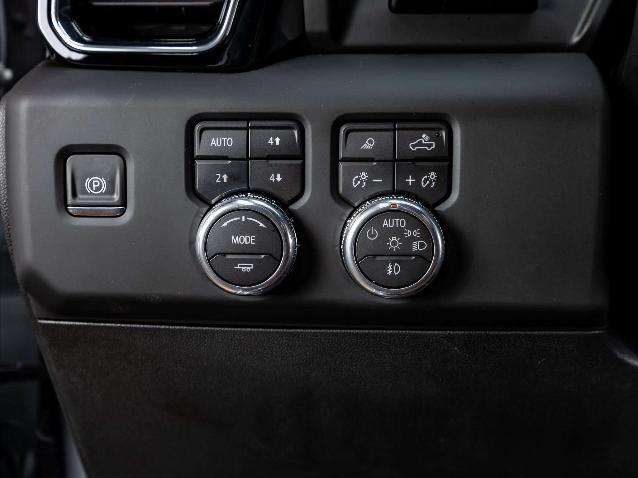 Used 2026 GMC Sierra 3500 Denali Ultimate AWD/4WD image 18