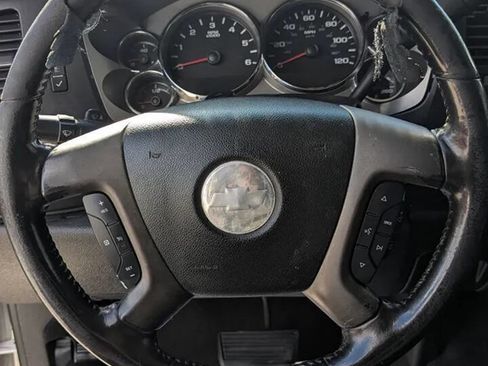 Used 2007 Chevrolet Silverado 1500 LT w/ Texas Edition image 8