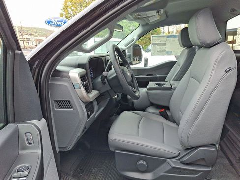 New 2026 Ford F250 XL w/ 360-Degree Camera Package image 8