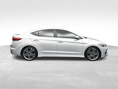 Used 2018 Hyundai Elantra Sport FWD image 6