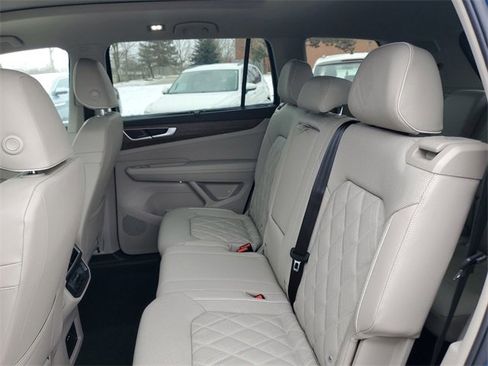 New 2025 Volkswagen Atlas SEL Premium R-Line image 11