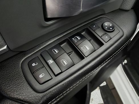 Used 2019 RAM 2500 Big Horn w/ Protection Group AWD/4WD image 21