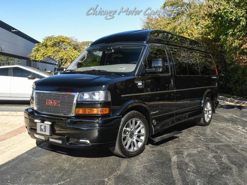 Used 2021 GMC Savana 2500 image 2