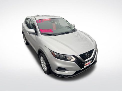 Certified 2022 Nissan Rogue Sport S image 39