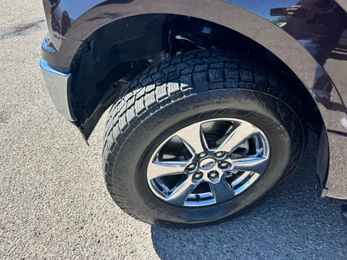 Used 2019 Ford F150 XLT w/ Equipment Group 301A Mid AWD/4WD image 13
