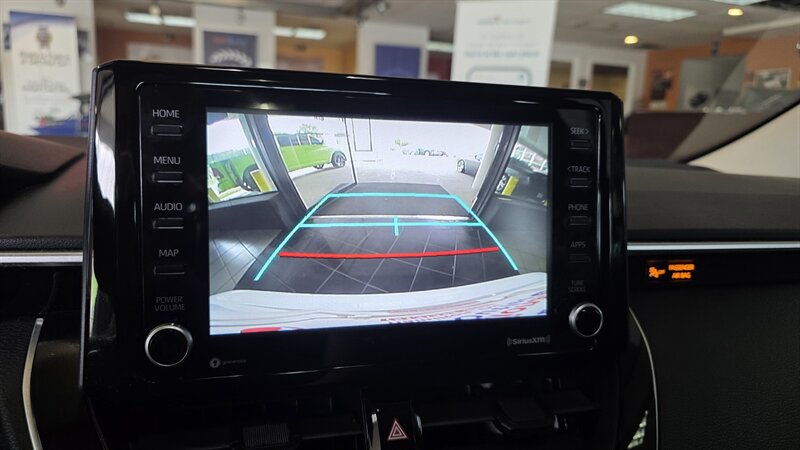 Used 2022 Toyota Corolla LE FWD image 14