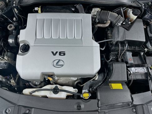 Used 2014 Lexus ES 350 w/ Luxury Package FWD image 34