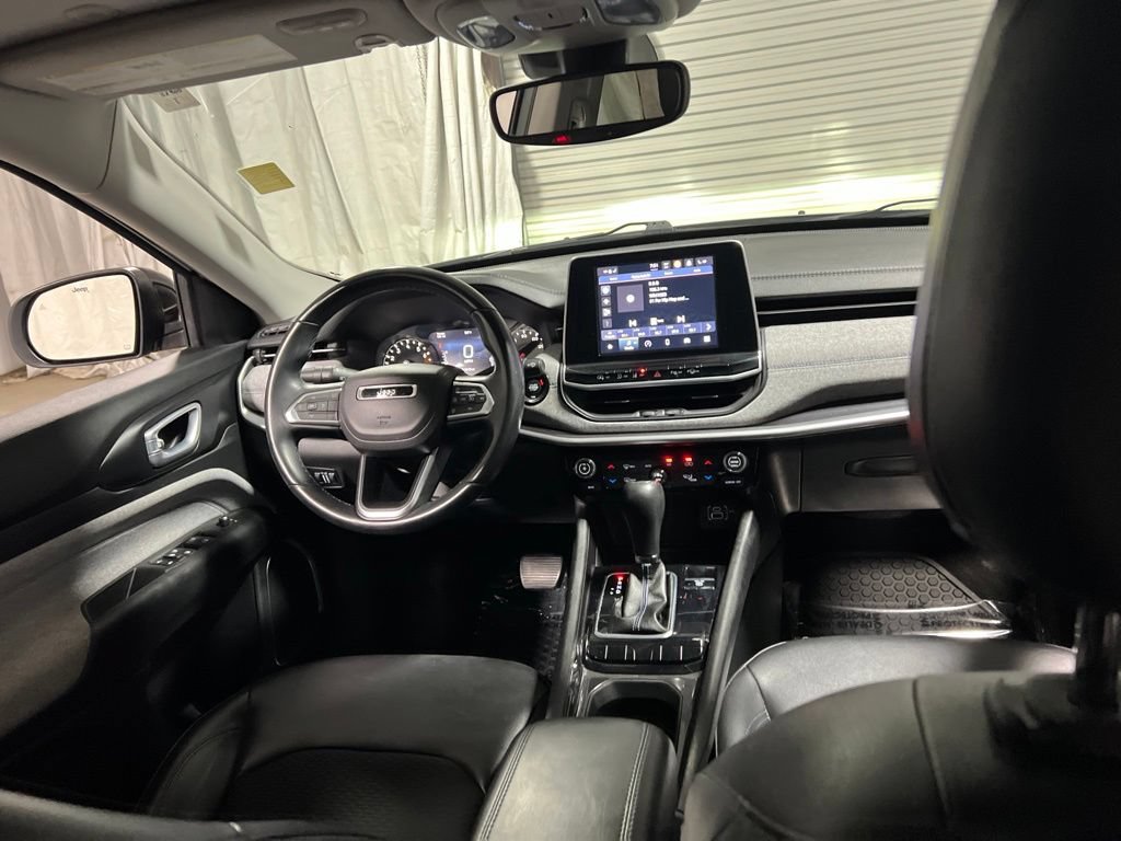 Used 2022 Jeep Compass Latitude w/ Convenience Group FWD image 15