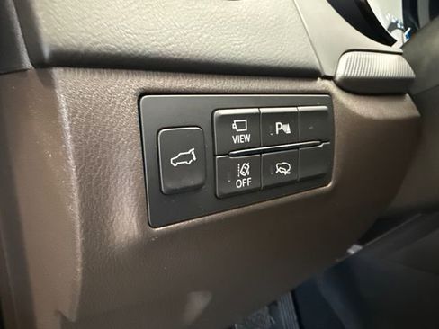 Used 2023 MAZDA CX-9 Signature image 17