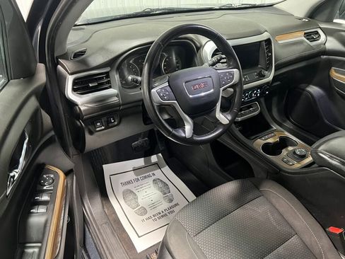 Used 2020 GMC Acadia SLE w/ Driver Convenience Package image 2