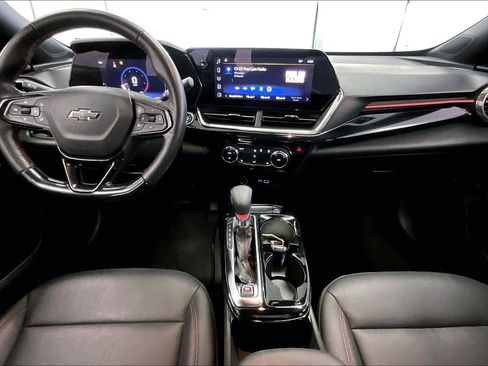 Used 2024 Chevrolet Trax RS w/ Driver Confidence Package image 14