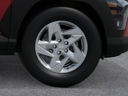 New 2026 Hyundai Kona SE image 8