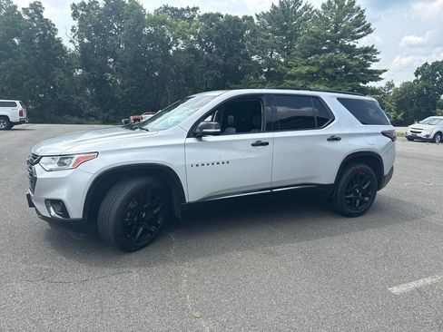Used 2020 Chevrolet Traverse Premier w/ Redline Edition AWD/4WD image 1