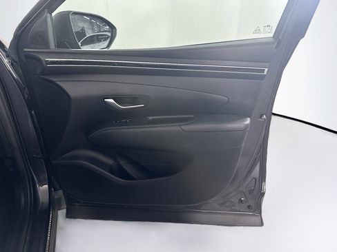 Used 2024 Hyundai Tucson SE image 30