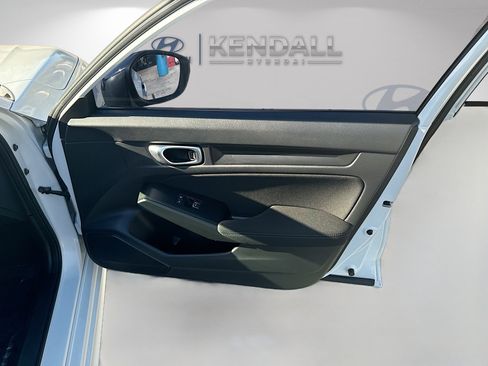 Used 2023 Honda Civic Sport image 30