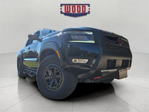 New 2026 Nissan Frontier PRO-4X w/ Pro-4x Convenience Package image 4