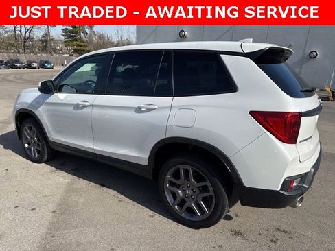 Used 2023 Honda Passport EX-L image 6