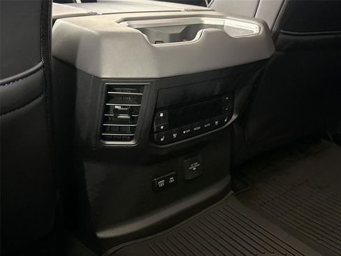 Certified 2025 Toyota Sequoia Platinum image 38