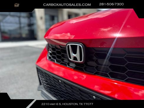 Used 2025 Honda Civic Sport image 29