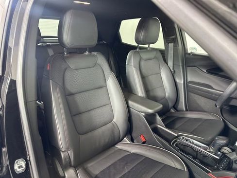 Used 2023 Chevrolet TrailBlazer RS w/ Convenience Package image 15