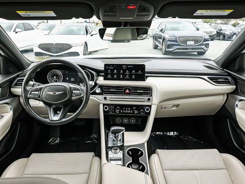 Used 2025 Genesis G70 2.5T AWD/4WD image 14