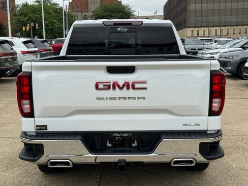 Used 2025 GMC Sierra 1500 SLE w/ X31 Off-Road Package AWD/4WD image 4