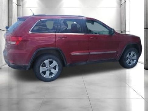 Used 2011 Jeep Grand Cherokee Laredo AWD/4WD image 7